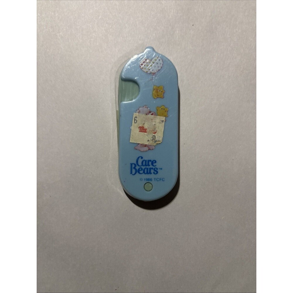 Vintage 1986 Care Bears Love A Lot Bear Folding Comb Necklace New Factory Sealed